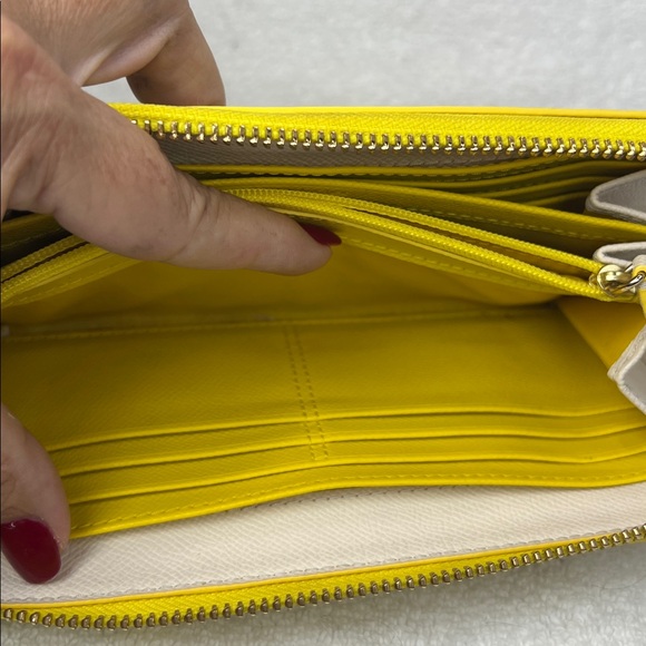 Coach Vibrant Yellow and Cream Leather Wallet - Picture 9 of 12